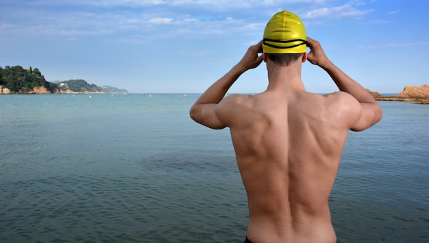 Schwimmerausbildung am Strand