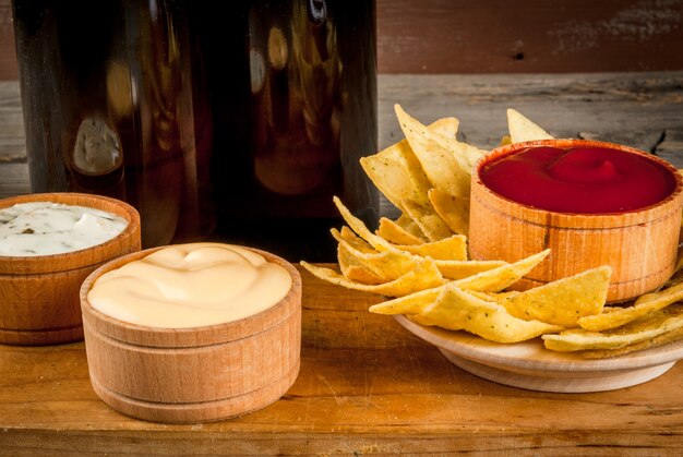 Selección de diferentes comidas para una fiesta.