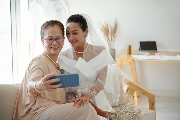 Selfie am Hochzeitstag machen