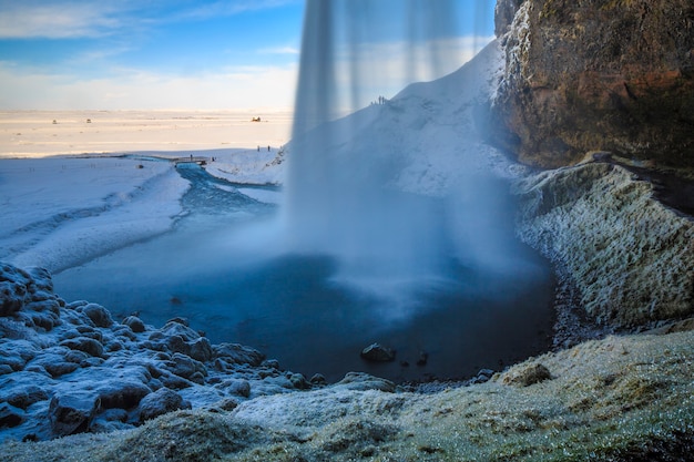 Seljalandsfoss é uma das joias da coroa das cachoeiras da Islândia