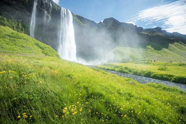 Seljalandsfoss Wasserfall in Island im Sommer