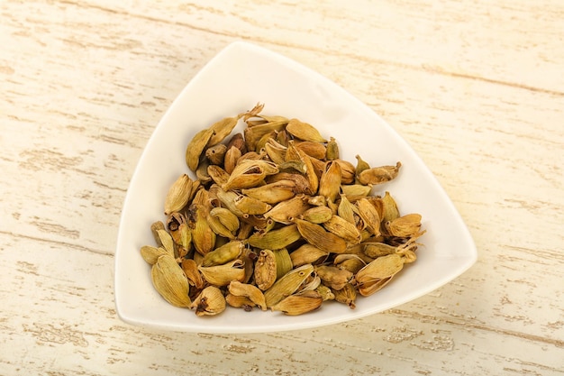 Sementes de cardamomo seco