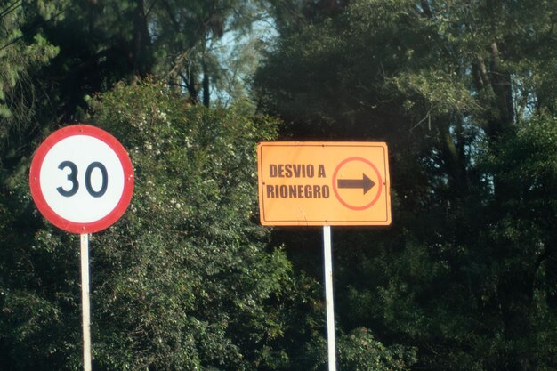 señal de carretera