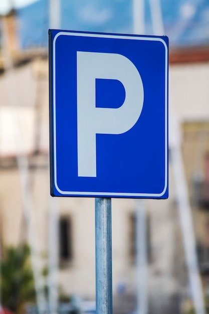 Foto señal de estacionamiento azul