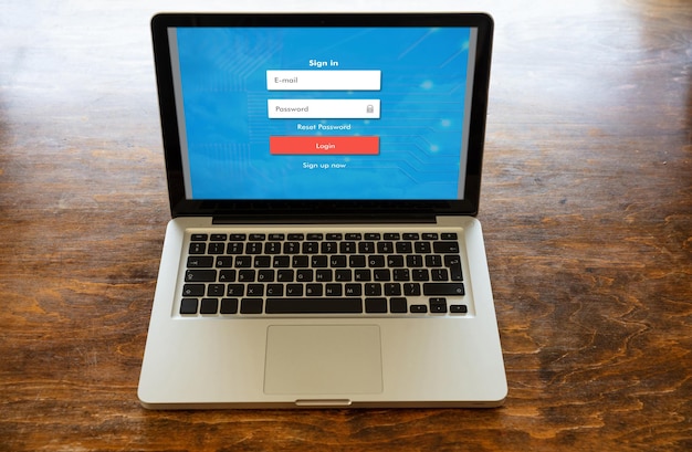 Senha de login em um conceito de segurança de Internet de tela de laptop