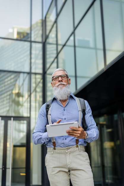 Senior Hipster Mann Porträt