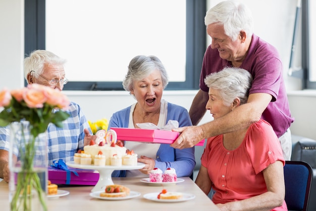 Senioren feiern Geburtstag