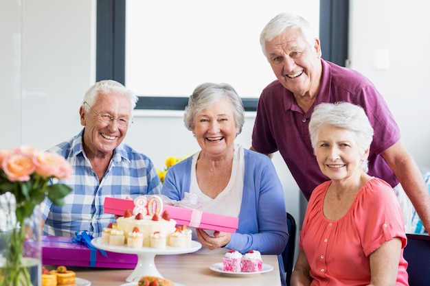 Senioren feiern Geburtstag