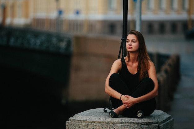 sentado perfecta ternura retrato de la mujer