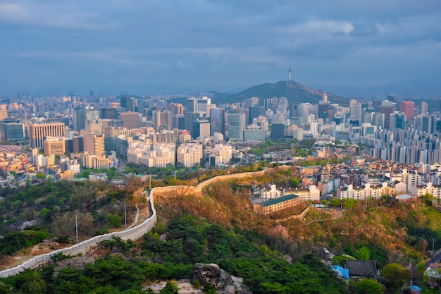 Seoul Skyline auf Sonnenuntergang, Südkorea.