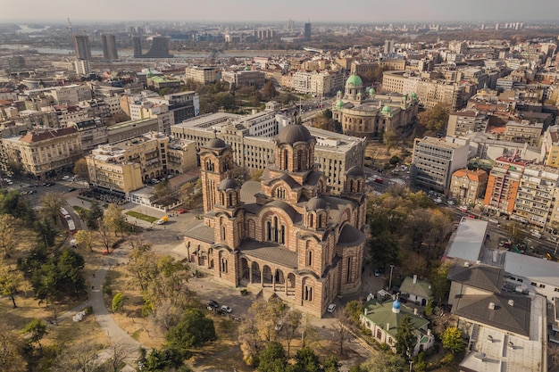 Serbia, Belgrado. Noviembre de 2018 - Vista aérea de la Iglesia de San Marcos