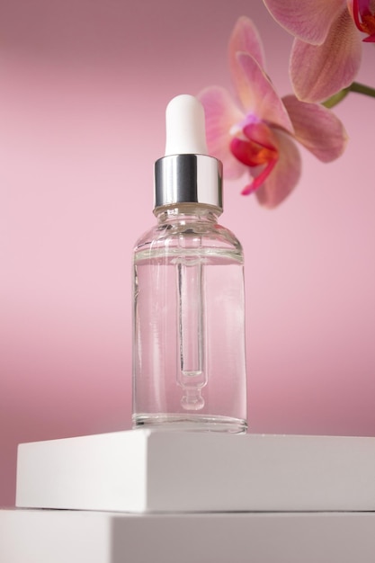 Serum com extratos florais para cuidados com a pele Cosméticos naturais