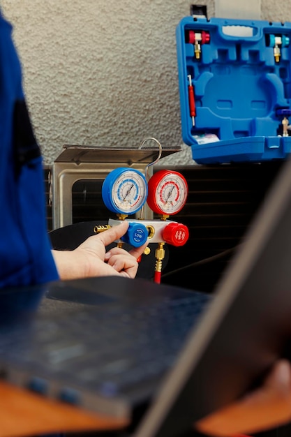 Foto servicio de calibración de los barómetros