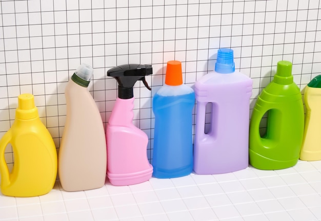 Servicio de limpieza Detergentes y productos de limpieza en fila Limpieza doméstica