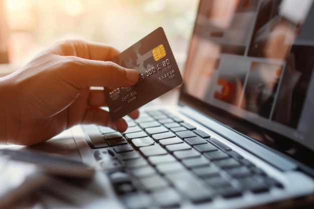 Servicio de pago en línea para compras de comercio electrónico con tarjetas de crédito
