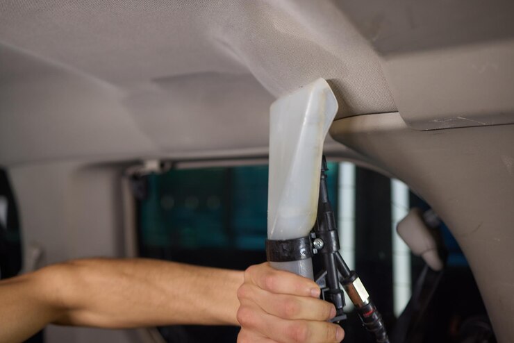 Foto serviço de lavagem de automóveis limpeza de coberturas de teto de automóveis