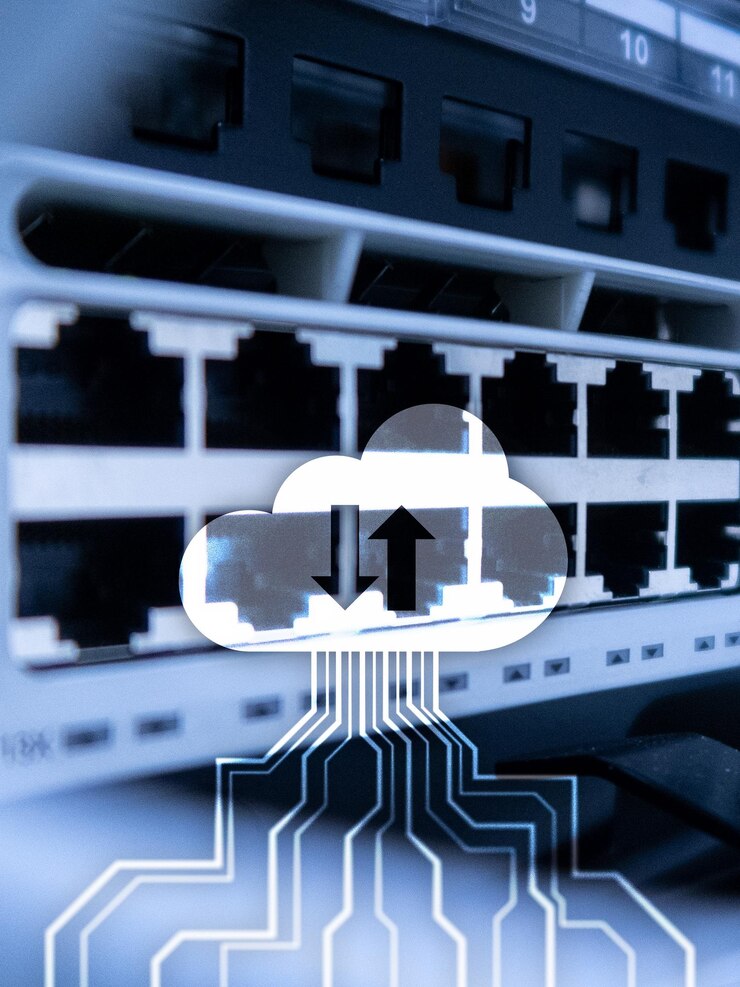 Foto servidor en la nube y almacenamiento y procesamiento de datos informáticos concepto de internet y tecnología