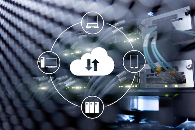 Servidor en la nube y almacenamiento y procesamiento de datos informáticos Concepto de Internet y tecnología