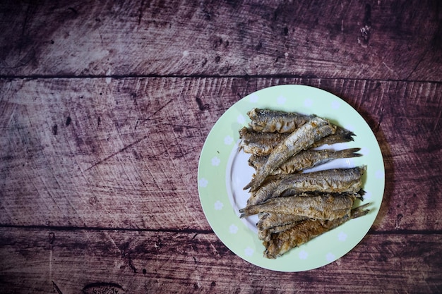 Servierfertiger frittierter Fisch Welternährungstag