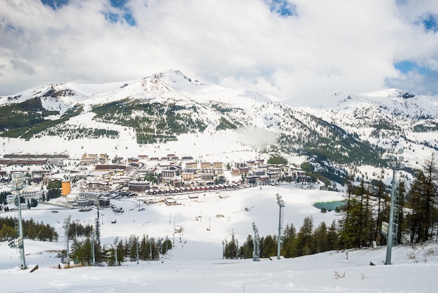 Sestriere, famosa estación de esquí en los Alpes italianos