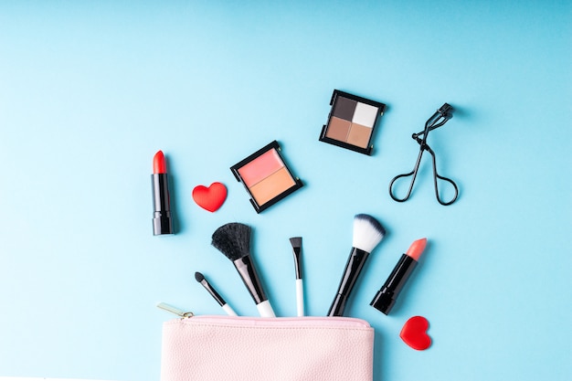 Set Makeup Kosmetikprodukte mit Tasche