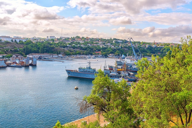 Sewastopol, Schiffe in der Yuzhnaya Bay