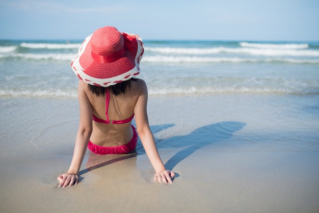 sexy Frau am Strand