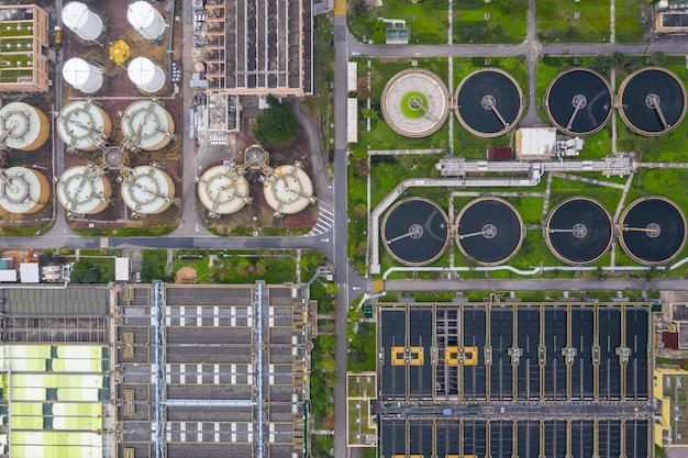 Sha Tin, Hong Kong 17 de marzo de 2019: Vista aérea de la planta de tratamiento de aguas residuales de Hong Kong