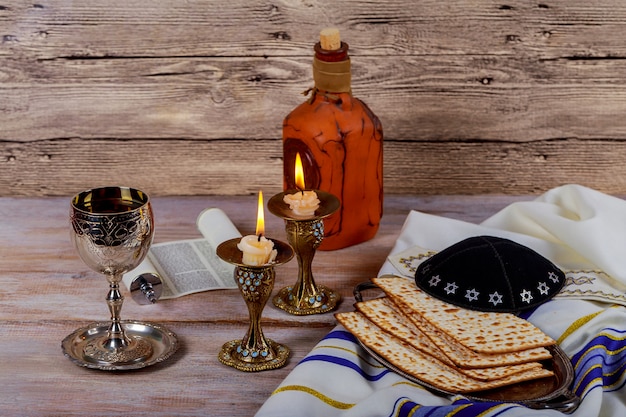 Shabat Shalom - Matzá do Sabbath Judaico Tradicional e ritual de vinho