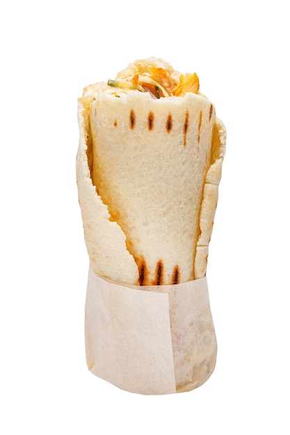 shawarma clássico em pita, em pergaminho, papel de embrulho, em um fundo branco isolado, superior e lateral