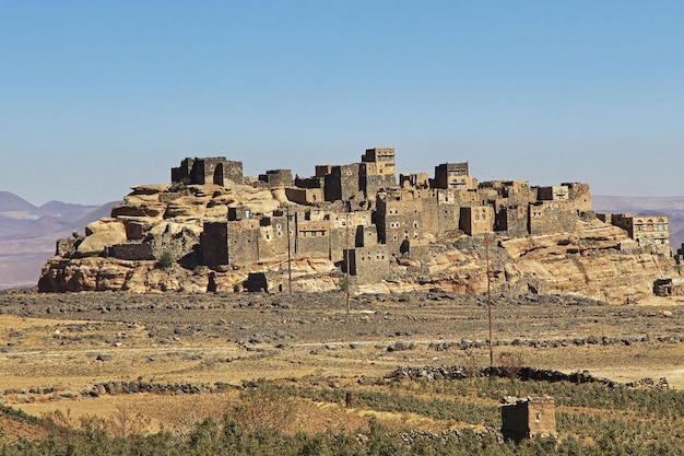 Shibam el antiguo pueblo en las montañas de Yemen