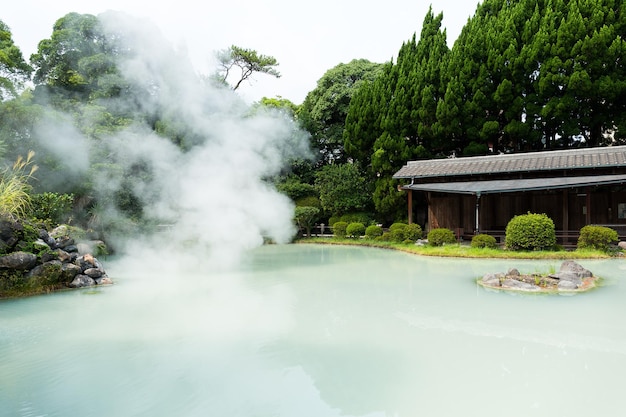 Shiraike Jigoku, aguas termales en Japón