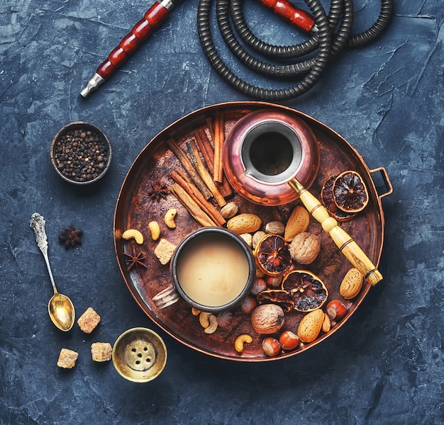 Shisha mit Kaffee und Gewürzen