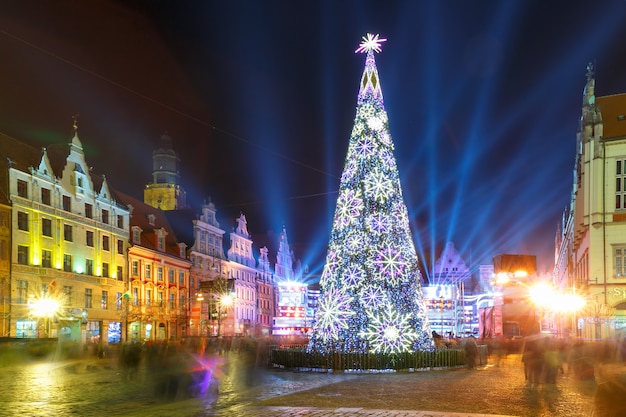 Show de laser na Praça do Mercado, Wroclaw, Polônia