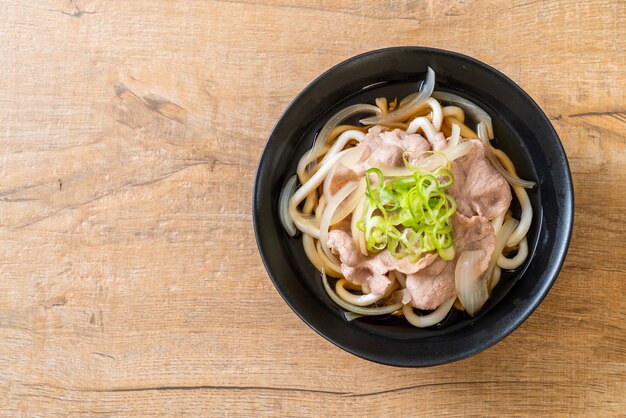 Shoyu Udon Ramen Nudel mit Schweinefleisch (Shoyu Ramen)