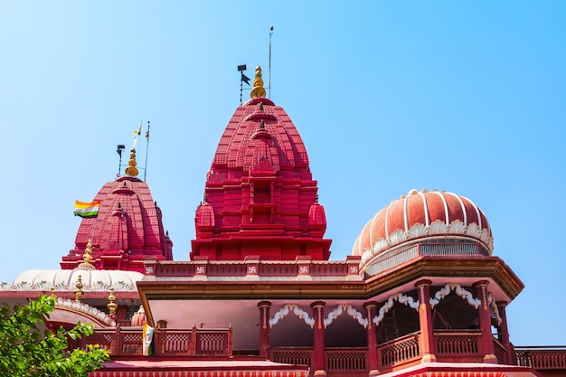 Shri Digambar Jain Lal Mandir es el templo jainista más antiguo de la ciudad de Nueva Delhi en India
