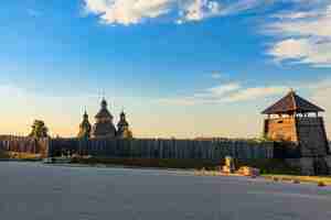 Foto sich de madera medieval de zaporozhye en la isla de khortytsia en zaporizhye, ucrania