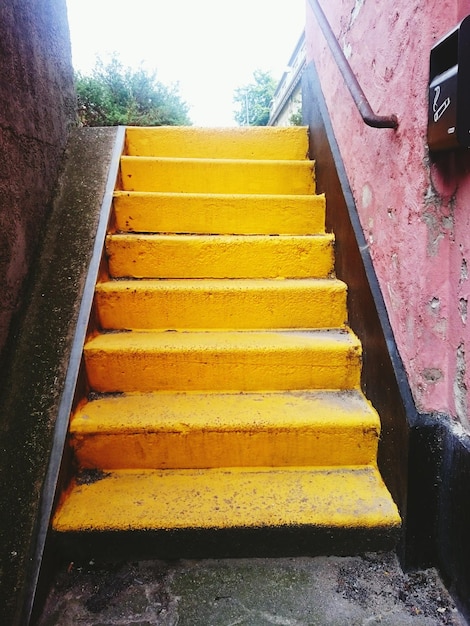 Foto sicht auf die treppe