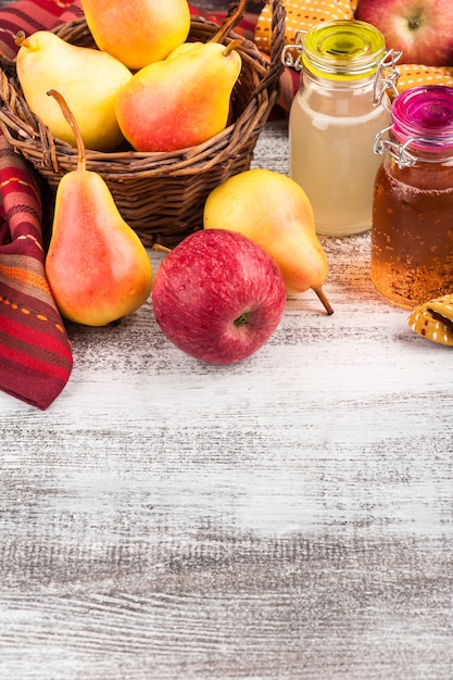 Sidra de manzana y pera casera