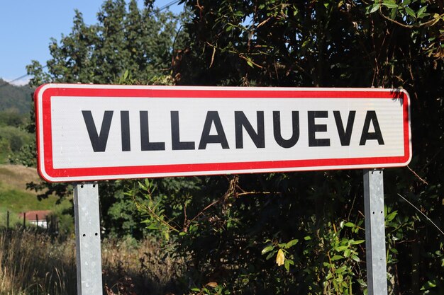 Foto signo de la localidad de villanueva en asturias
