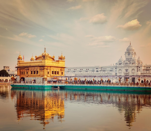 Sikh gurdwara Templo de Oro Harmandir Sahib Amritsar Punjab India