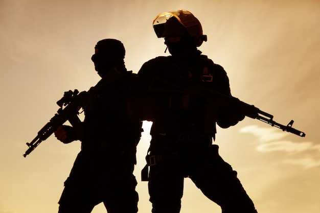 Silhouette des Soldaten