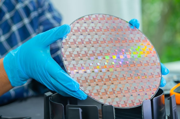 Siliziumwafer zur Herstellung von Halbleitern für integrierte Schaltungen