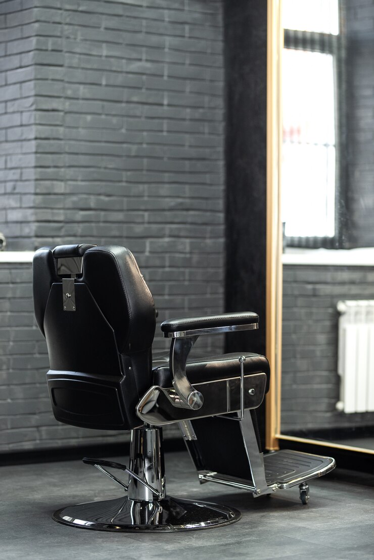 Silla de peluquería. Elegante silla de barbero vintage. Sillón de barbería.