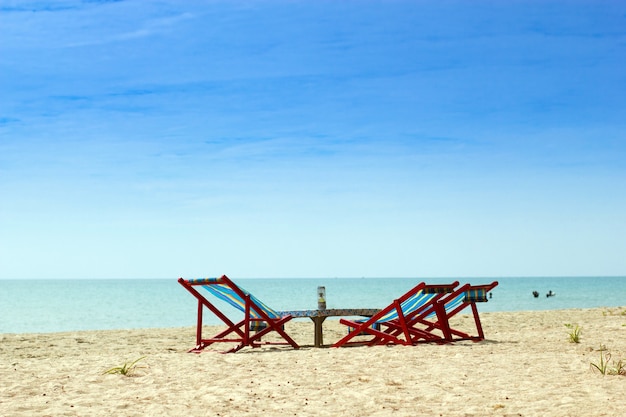 silla de playa en la playa