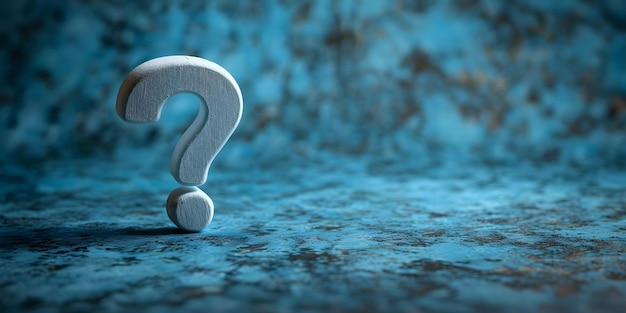 Foto símbolo de um ponto de interrogação branco contra um fundo azul que representa incerteza conceito incerteza confusão busca de respostas pergunte busca de clareza