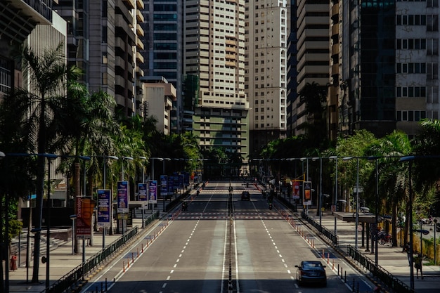 Foto simetría en la ciudad