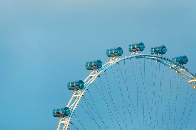 Singapore flyer a maior roda gigante da ásia