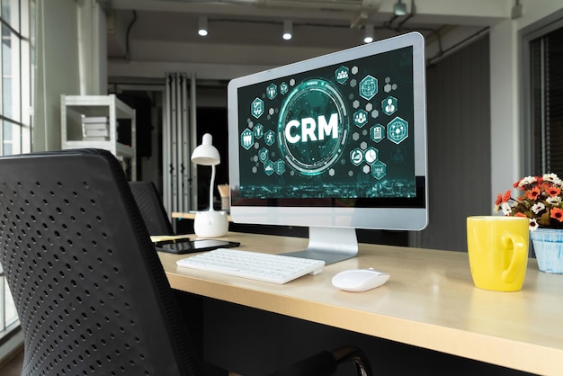 Sistema de gerenciamento de relacionamento com o cliente em um computador moderno para negócios de CRM