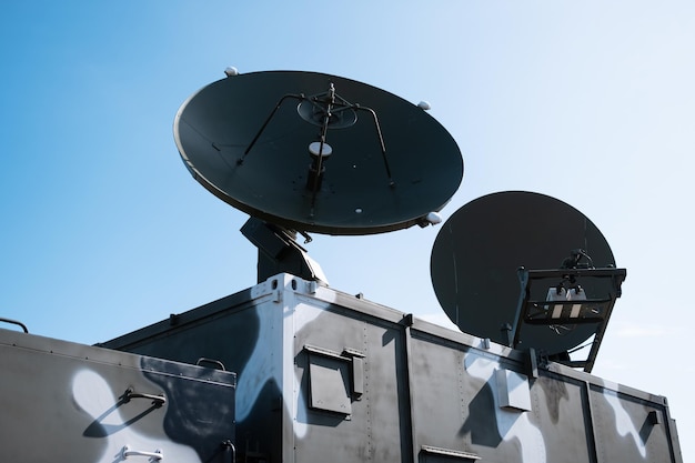 Foto sistema de radar em equipamento militar equipamento militar moderno